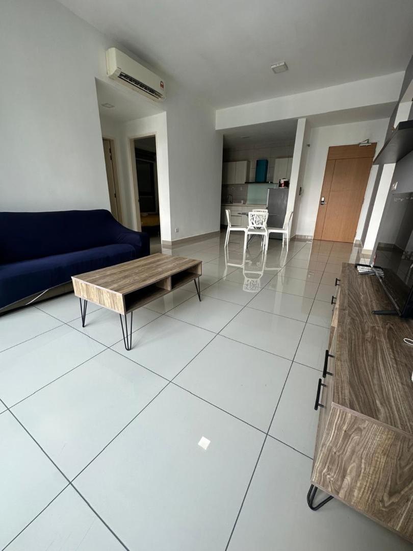 Conezion, Pool View High Floor, Beside Ioi Mall, Opposite Hospital Serdang, Beside Uniteen And Upm,