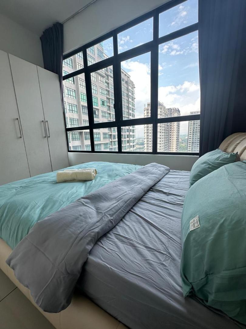 Pangsapuri Conezion, Pool View High Floor, Beside Ioi Mall, Opposite Hospital Serdang, Beside Uniteen And Upm, Putrajaya
